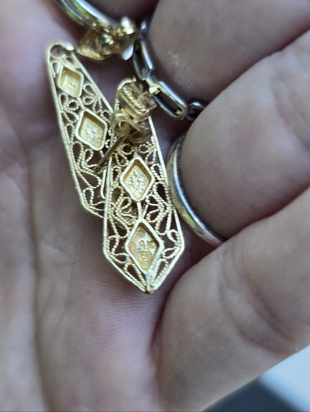 14k Womens Filigree Earrings - Picture 2 of 5